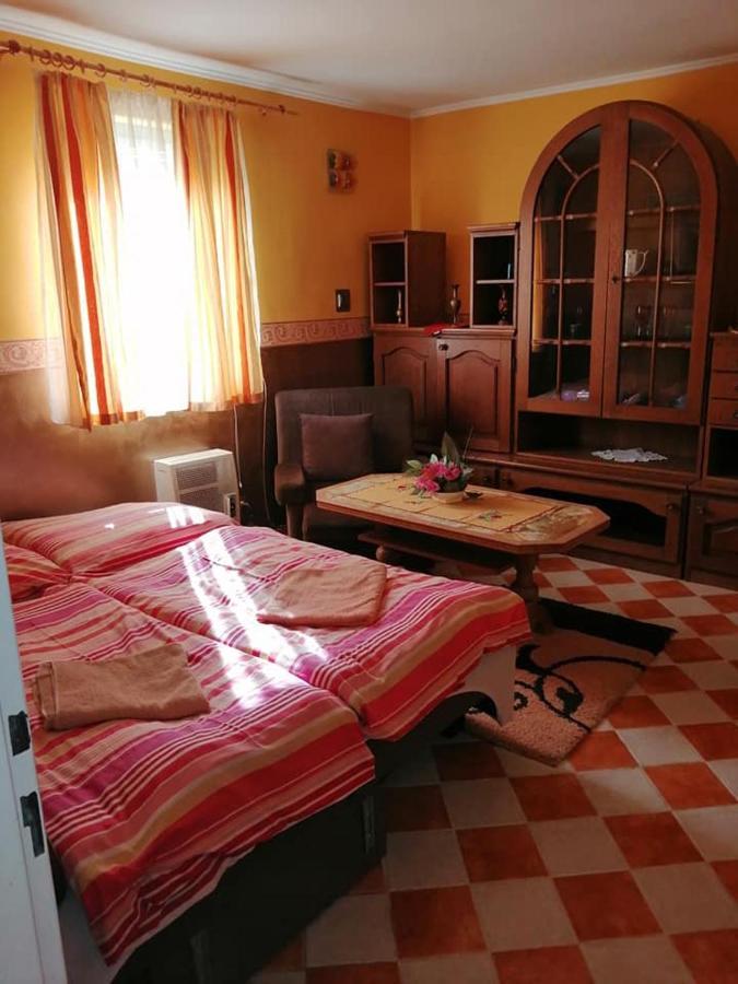 Apartament Chata Alba Regia Jahodná Zewnętrze zdjęcie